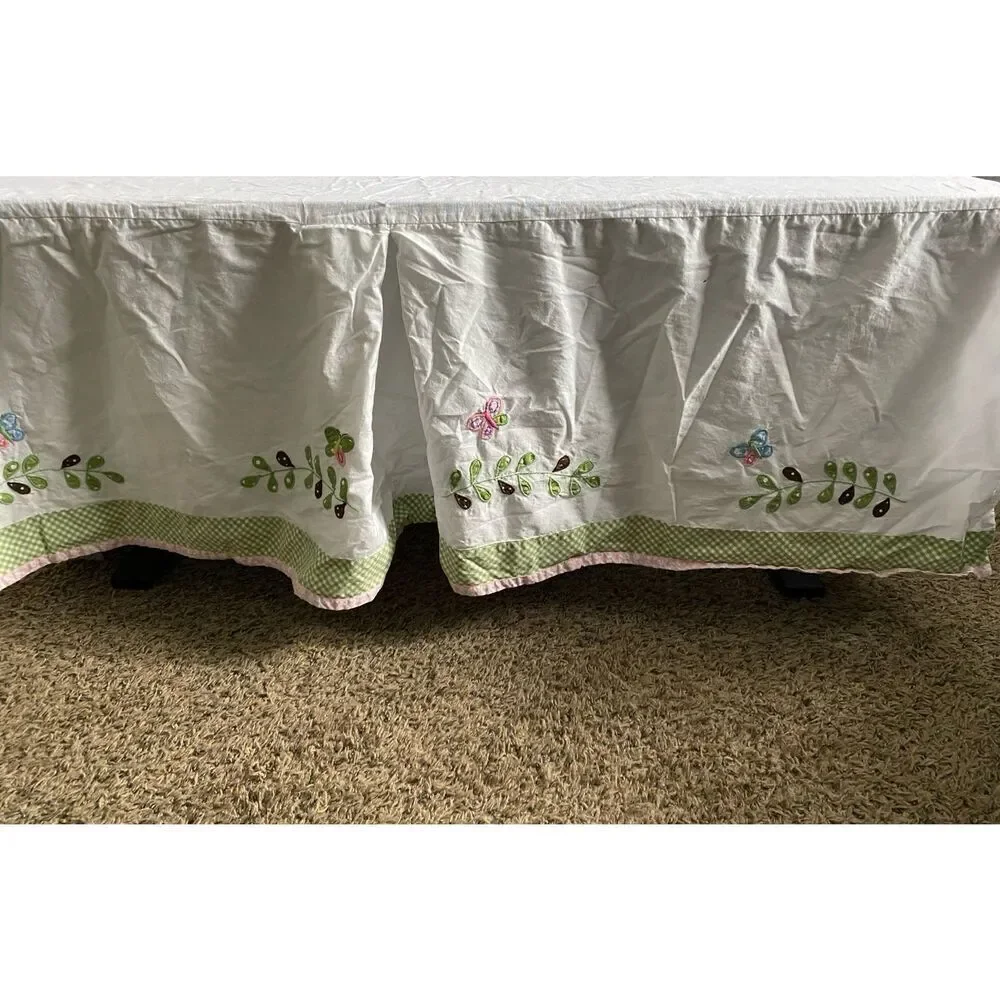 Pottery Barn Pleated Nature Crib Skirt